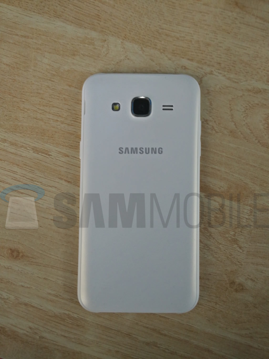 Detail Gambar Samsung J5 2015 Nomer 23