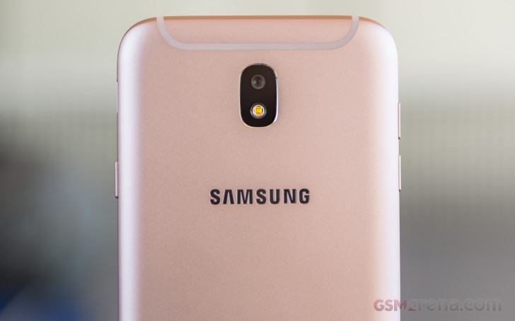 Detail Gambar Samsung J7 Pro Nomer 34