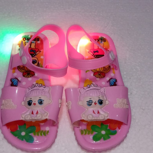 Detail Gambar Sandal Anak Anak Nomer 32