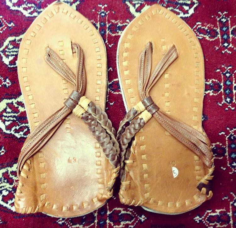 Detail Gambar Sandal Rasul Nomer 28