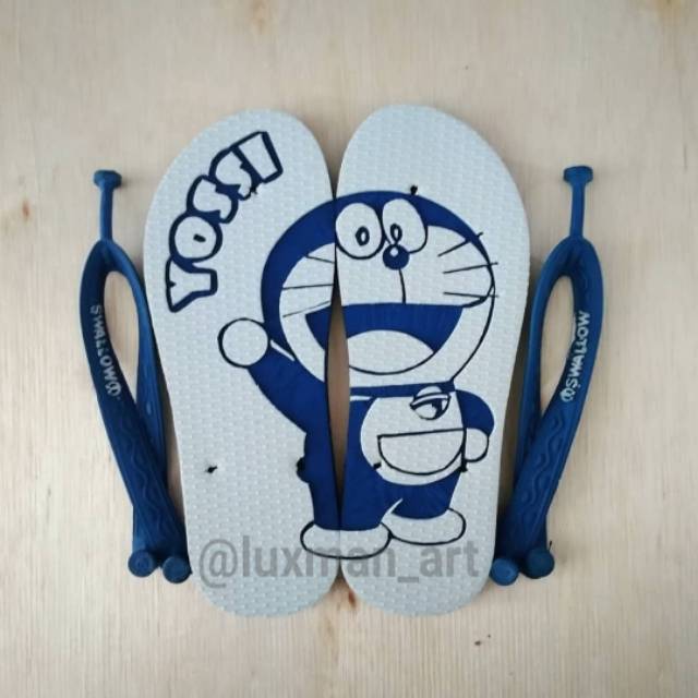 Detail Gambar Sandal Ukir Doraemon Nomer 25