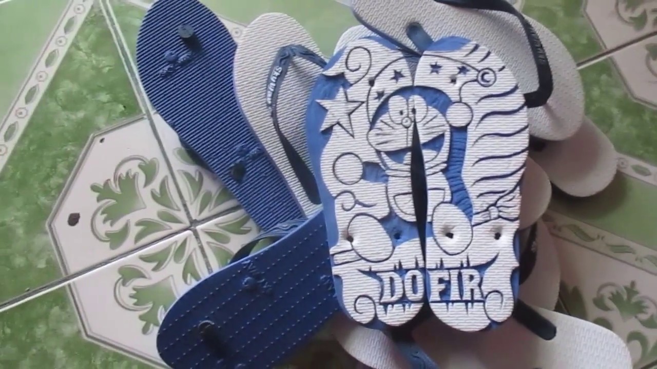 Detail Gambar Sandal Ukir Doraemon Nomer 55