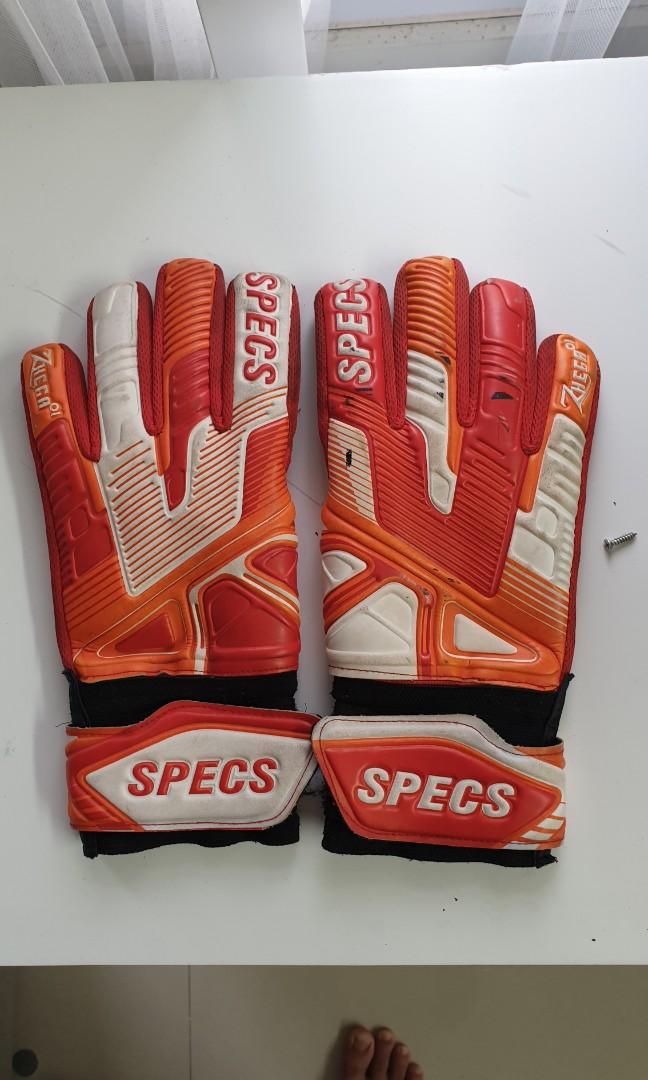 Detail Gambar Sarung Tangan Kiper Nomer 51