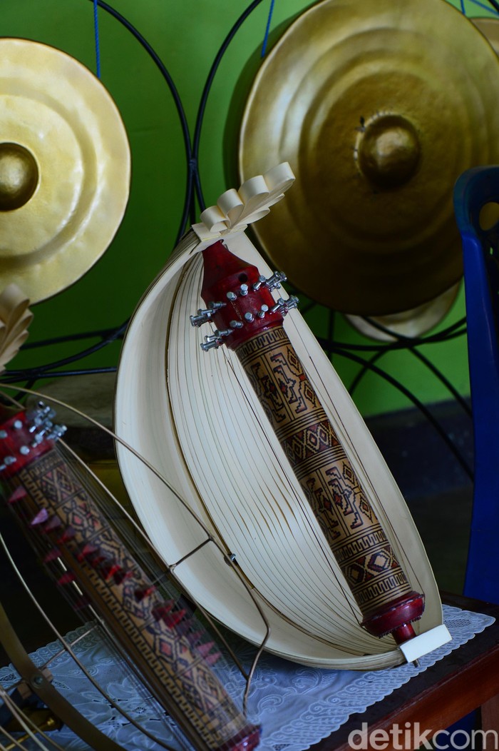 Detail Gambar Sasando Rote Nomer 31