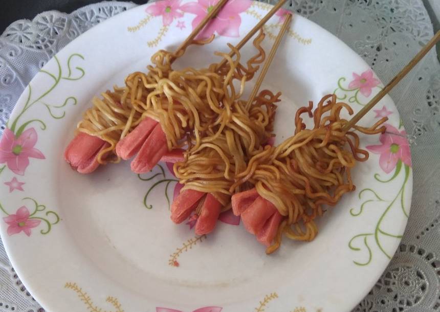 Detail Gambar Sate Telur Mie Nomer 19