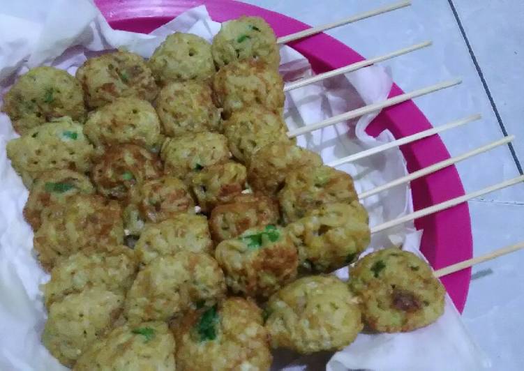 Detail Gambar Sate Telur Mie Nomer 3