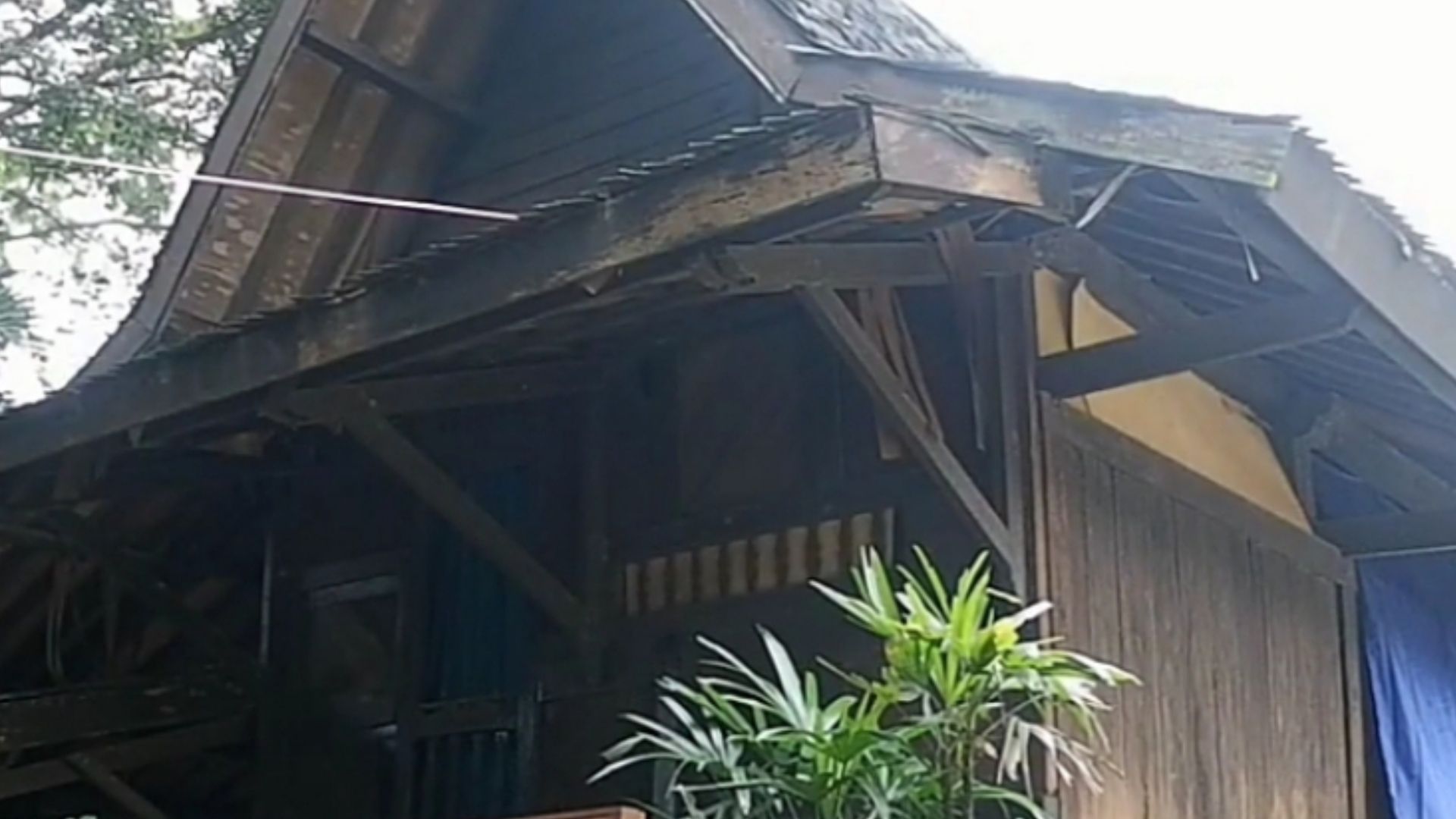 Detail Gambar Saung Baca Dan Teras Baca Nomer 50