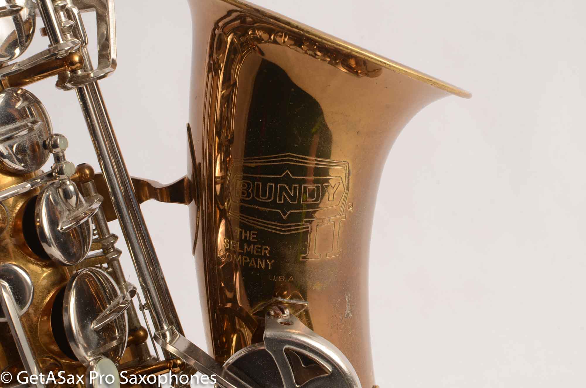 Detail Gambar Saxophone Alto Nomer 52