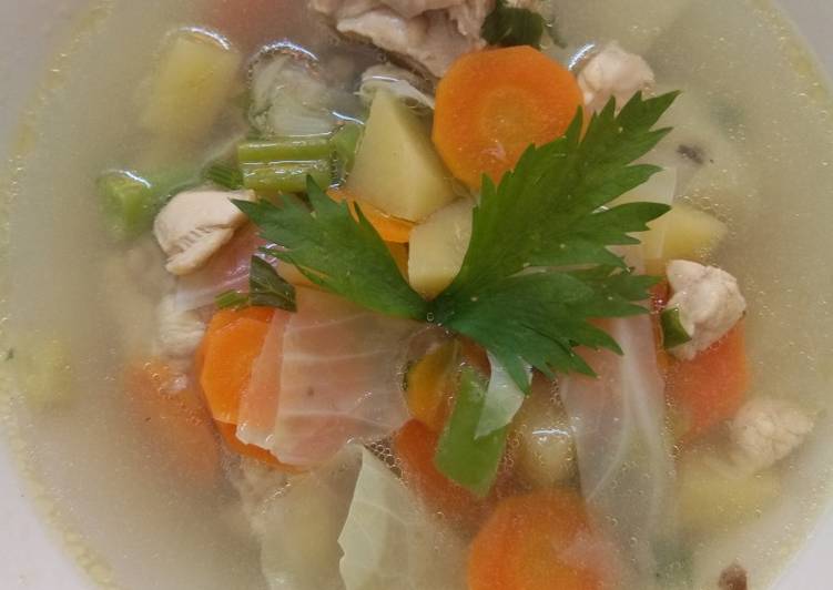 Detail Gambar Sayur Sop Ayam Nomer 28