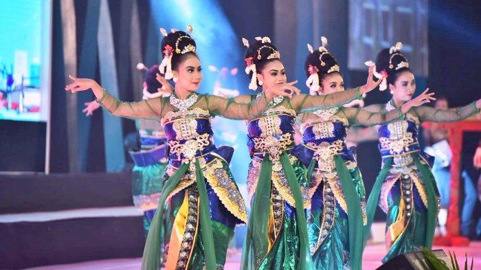 Detail Gambar Selendang Tari Jawa Timur Nomer 31