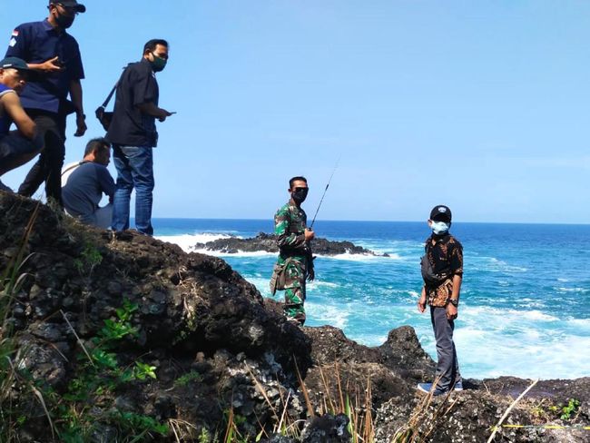 Detail Gambar Selfie Di Pantai Nomer 25