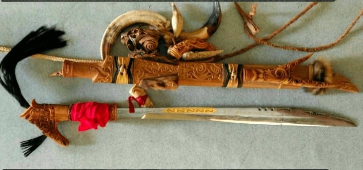 Detail Gambar Senjata Tradisional Kalimantan Tengah Nomer 19