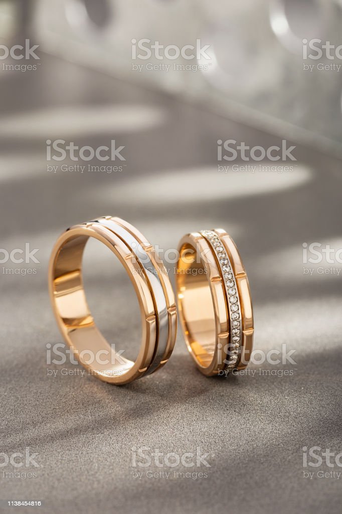 Detail Gambar Sepasang Cincin Nomer 28