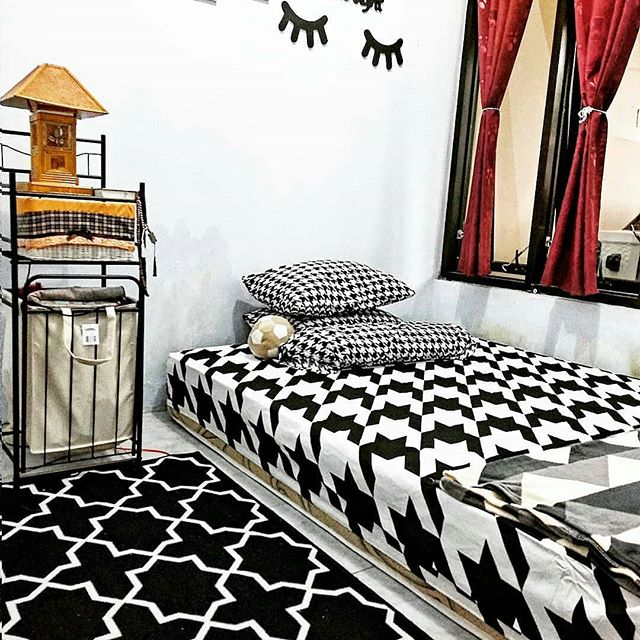 Detail Dekorasi Kamar Aesthetic Hitam Putih Nomer 20