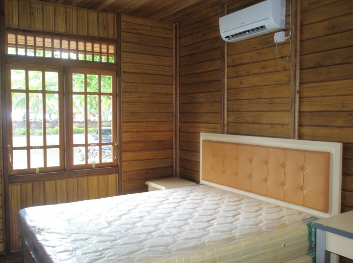 Detail Dekorasi Kamar Rumah Kayu Nomer 5