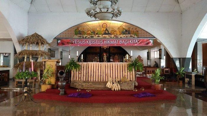 Detail Dekorasi Natal Altar Gereja Nomer 5