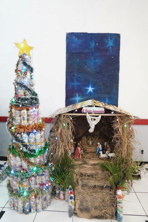 Detail Dekorasi Natal Di Gereja Nomer 24