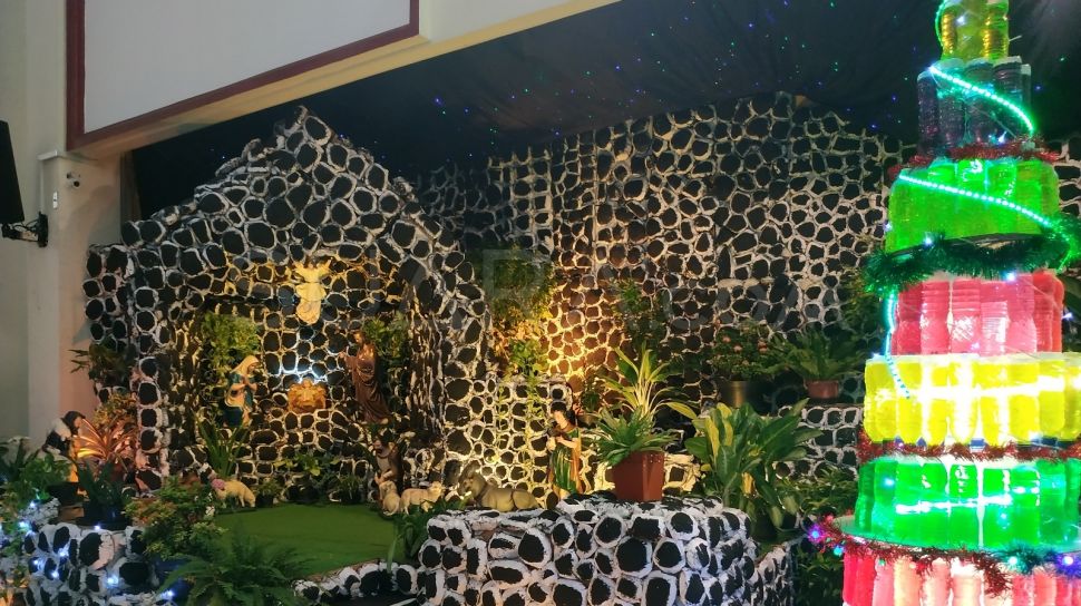Detail Dekorasi Natal Di Gereja Nomer 4