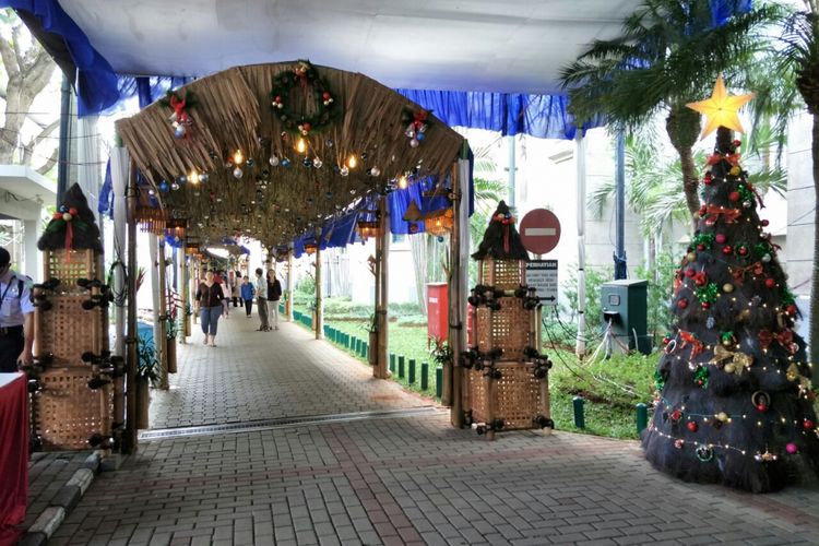 Detail Dekorasi Natal Di Gereja Nomer 30