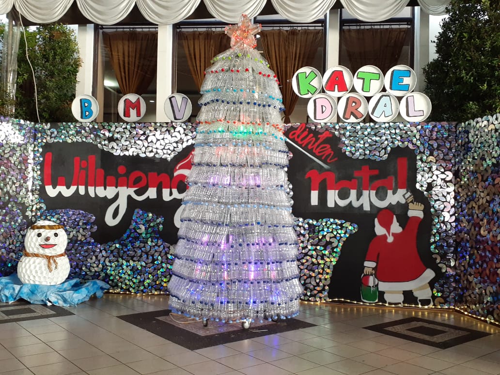 Detail Dekorasi Natal Di Gereja Nomer 45