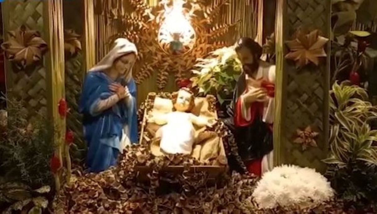 Detail Dekorasi Natal Di Gereja Nomer 47