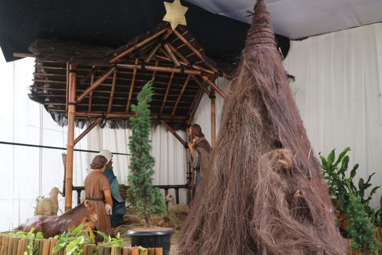 Detail Dekorasi Natal Di Gereja Nomer 48