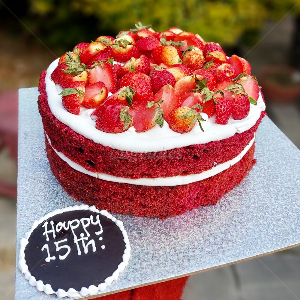 Detail Dekorasi Red Velvet Cake Nomer 25