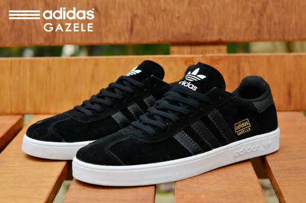 Detail Gambar Sepatu Adidas Casual Nomer 30