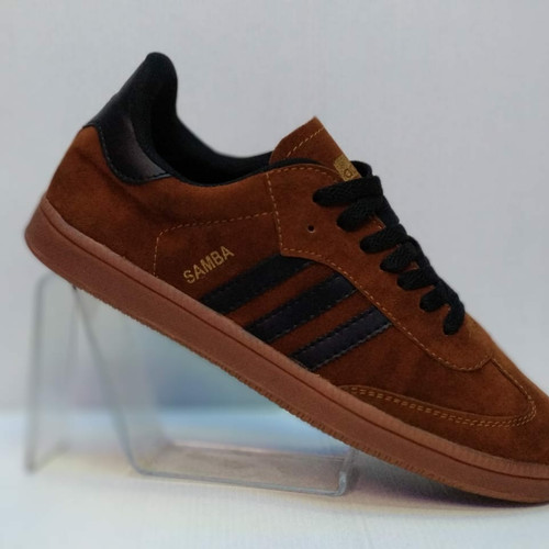 Detail Gambar Sepatu Adidas Casual Nomer 48