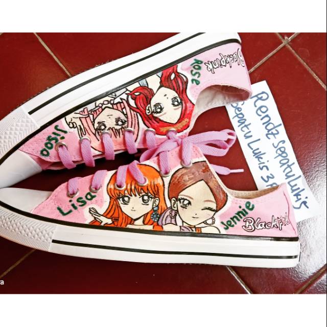 Detail Gambar Sepatu Anime Nomer 44