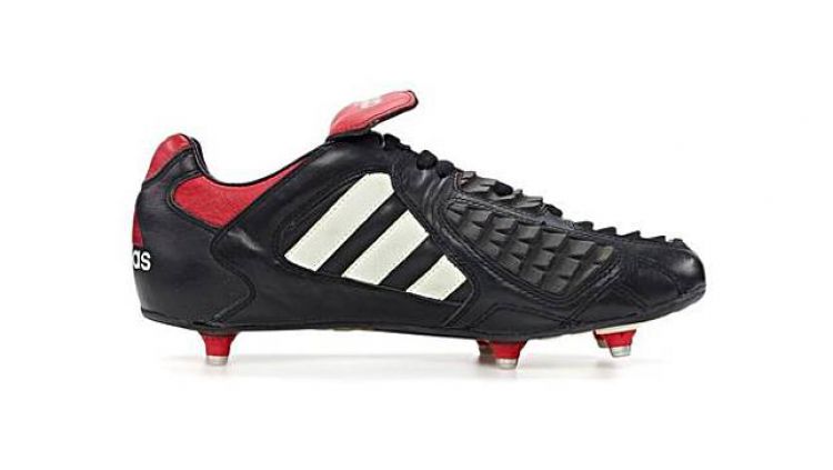 Detail Gambar Sepatu Bola Adidas Predator Terbaru Nomer 33