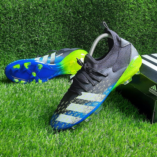 Detail Gambar Sepatu Bola Adidas Predator Terbaru Nomer 34