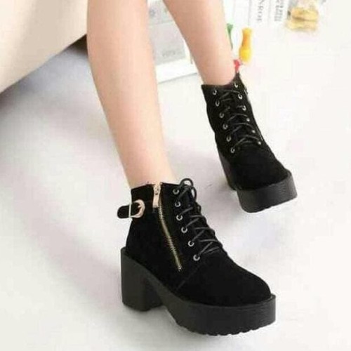 Detail Gambar Sepatu Boots High Heels Wanita Nomer 43