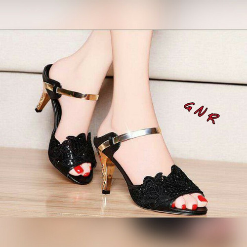 Detail Gambar Sepatu Cewek High Heels Nomer 16