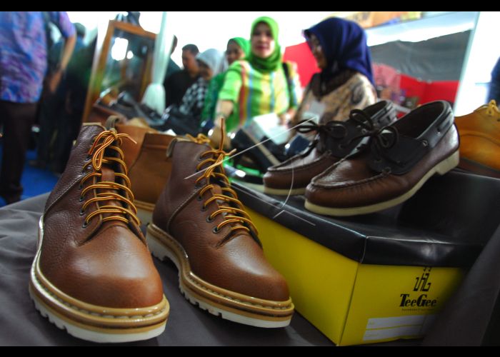 Detail Gambar Sepatu Cibaduyut Nomer 28