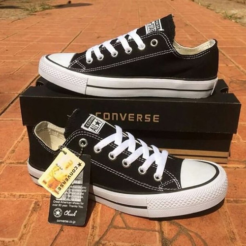 Detail Gambar Sepatu Converse Hitam Putih Nomer 21