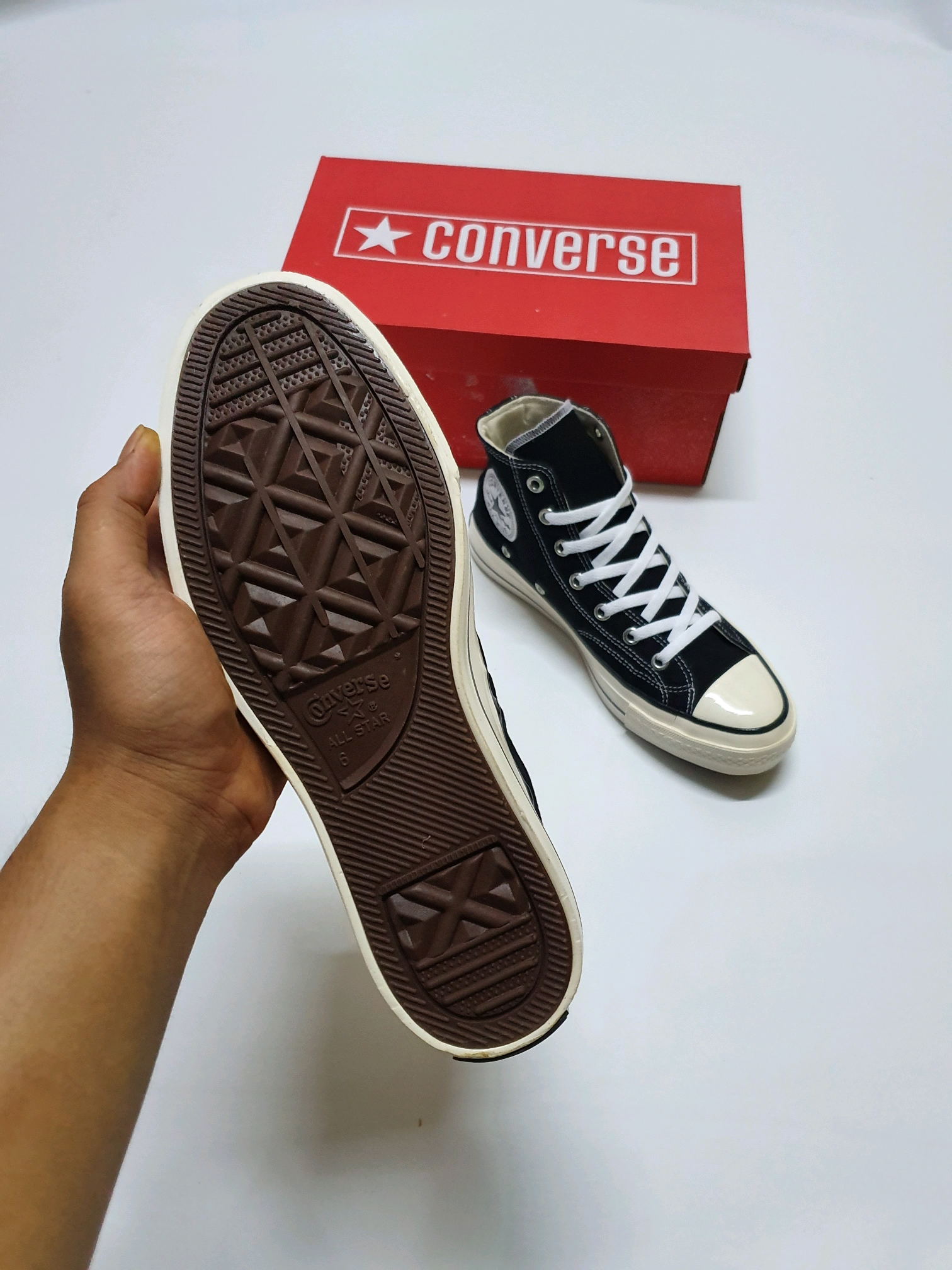 Detail Gambar Sepatu Converse Ori Nomer 23