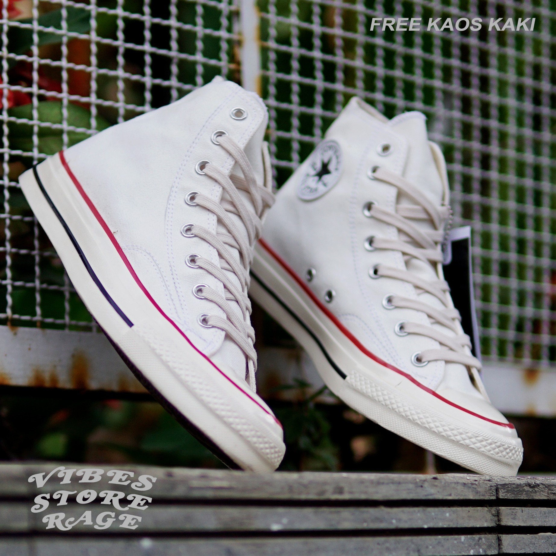 Detail Gambar Sepatu Converse Putih Nomer 6