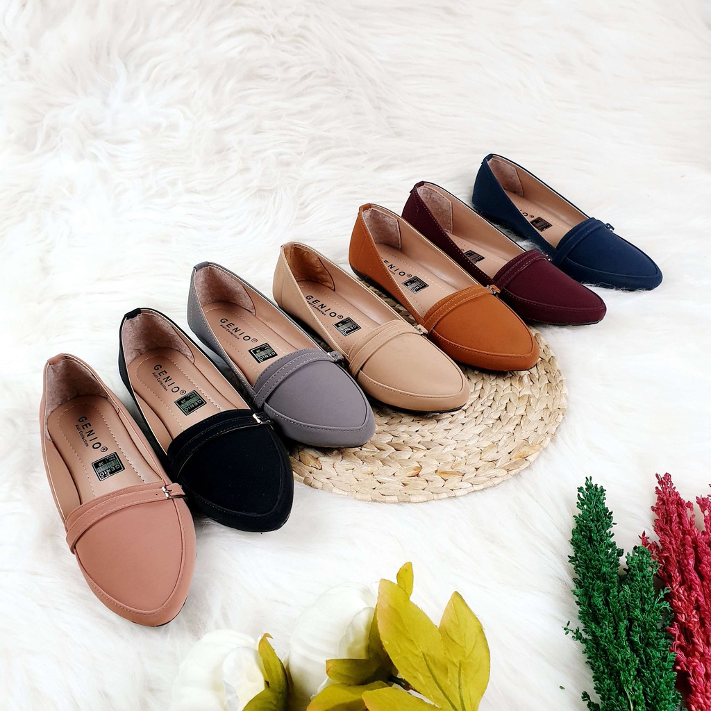 Detail Gambar Sepatu Flat Shoes Nomer 30