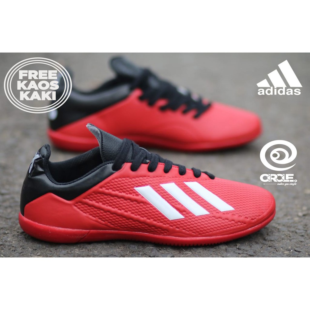 Detail Gambar Sepatu Futsal Adidas Nomer 55