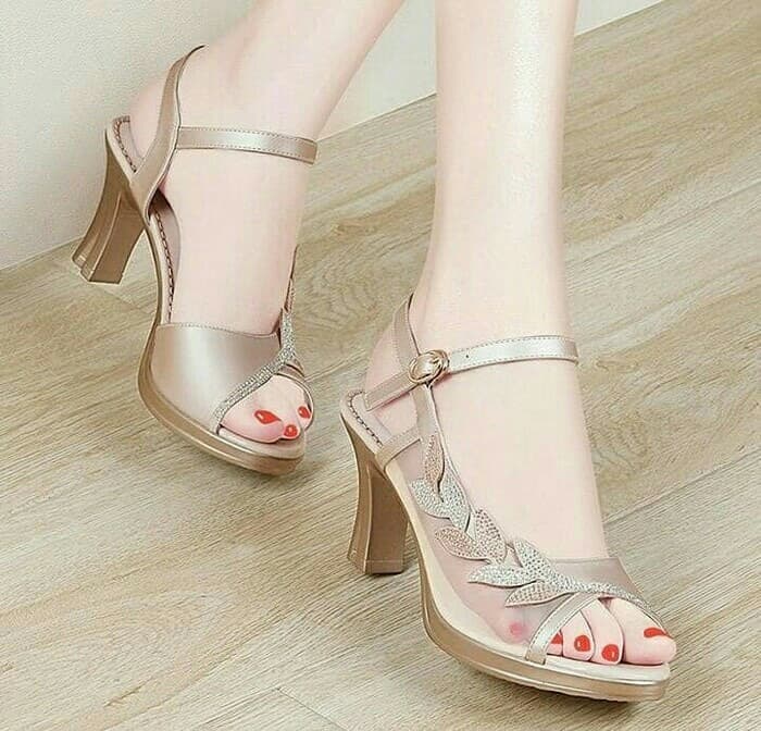 Detail Gambar Sepatu High Heel Terbaru Gambar Warna Rambut Terbaru Nomer 25