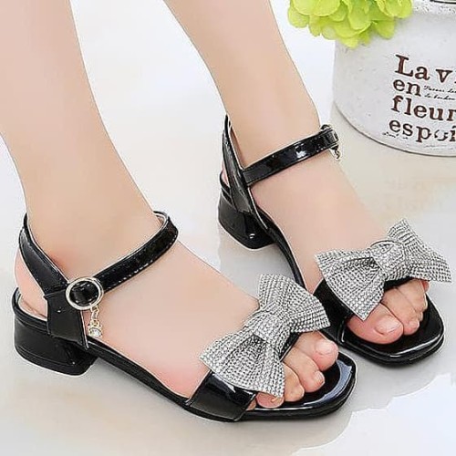 Detail Gambar Sepatu High Heels Nomer 23