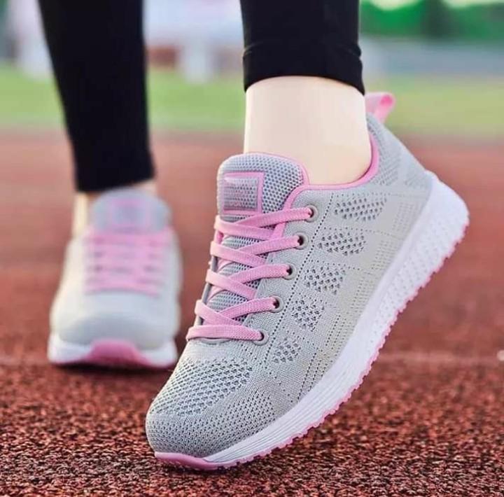 Gambar Sepatu Jogging Wanita - KibrisPDR