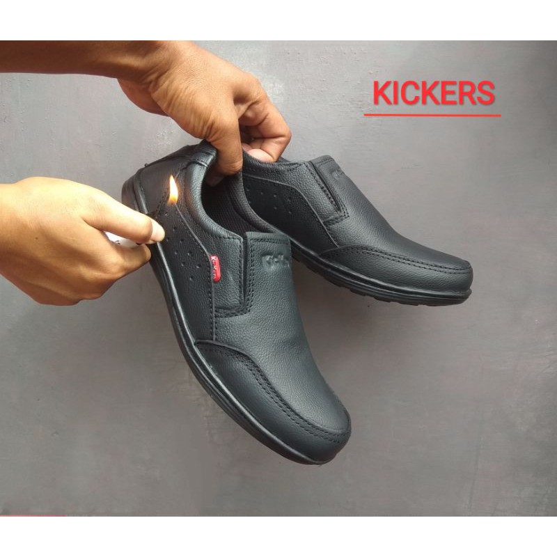 Detail Gambar Sepatu Kickers Nomer 53