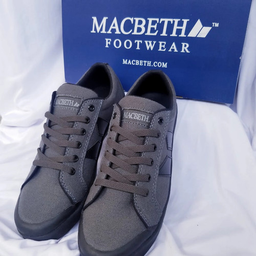 Detail Gambar Sepatu Macbeth Nomer 45