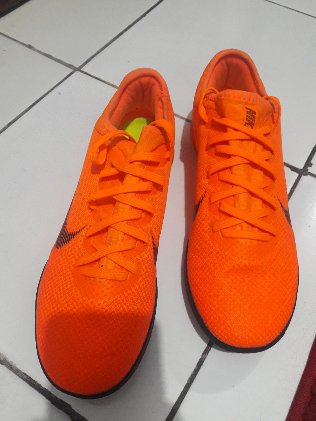 Download Gambar Sepatu Nike Futsal Nomer 34