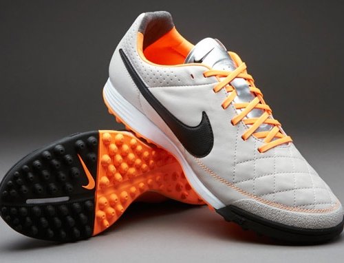 Detail Gambar Sepatu Nike Futsal Nomer 45