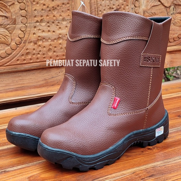 Detail Gambar Sepatu Septi Nomer 51