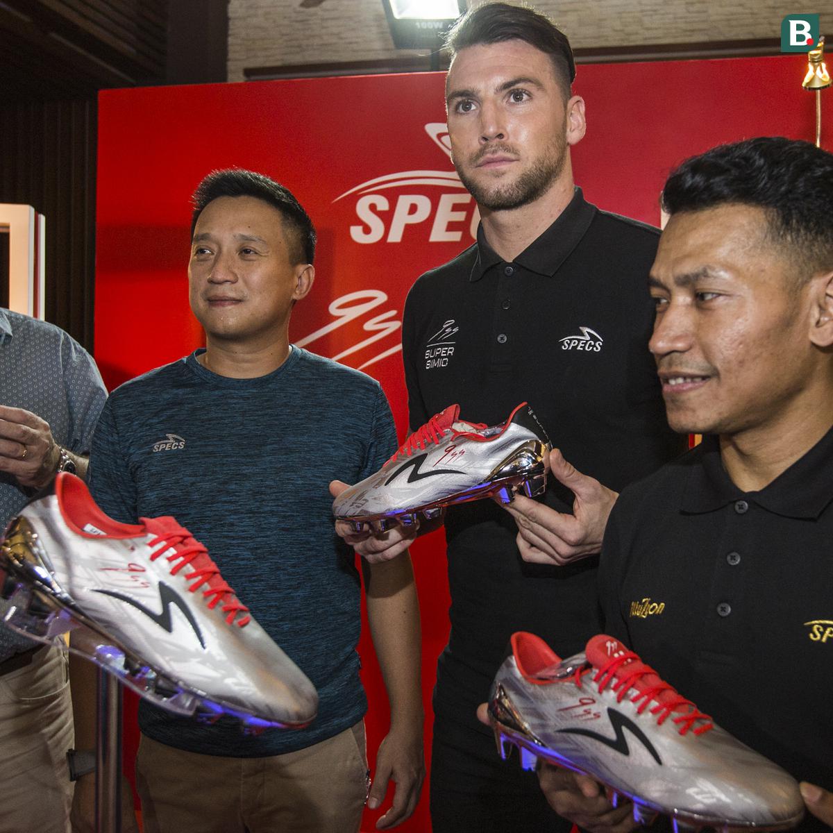 Detail Gambar Sepatu Specs Nomer 46