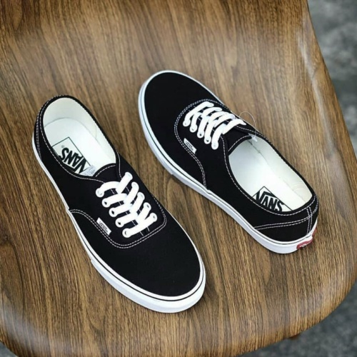 Detail Gambar Sepatu Vans Nomer 55